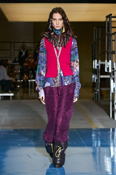 Look 31